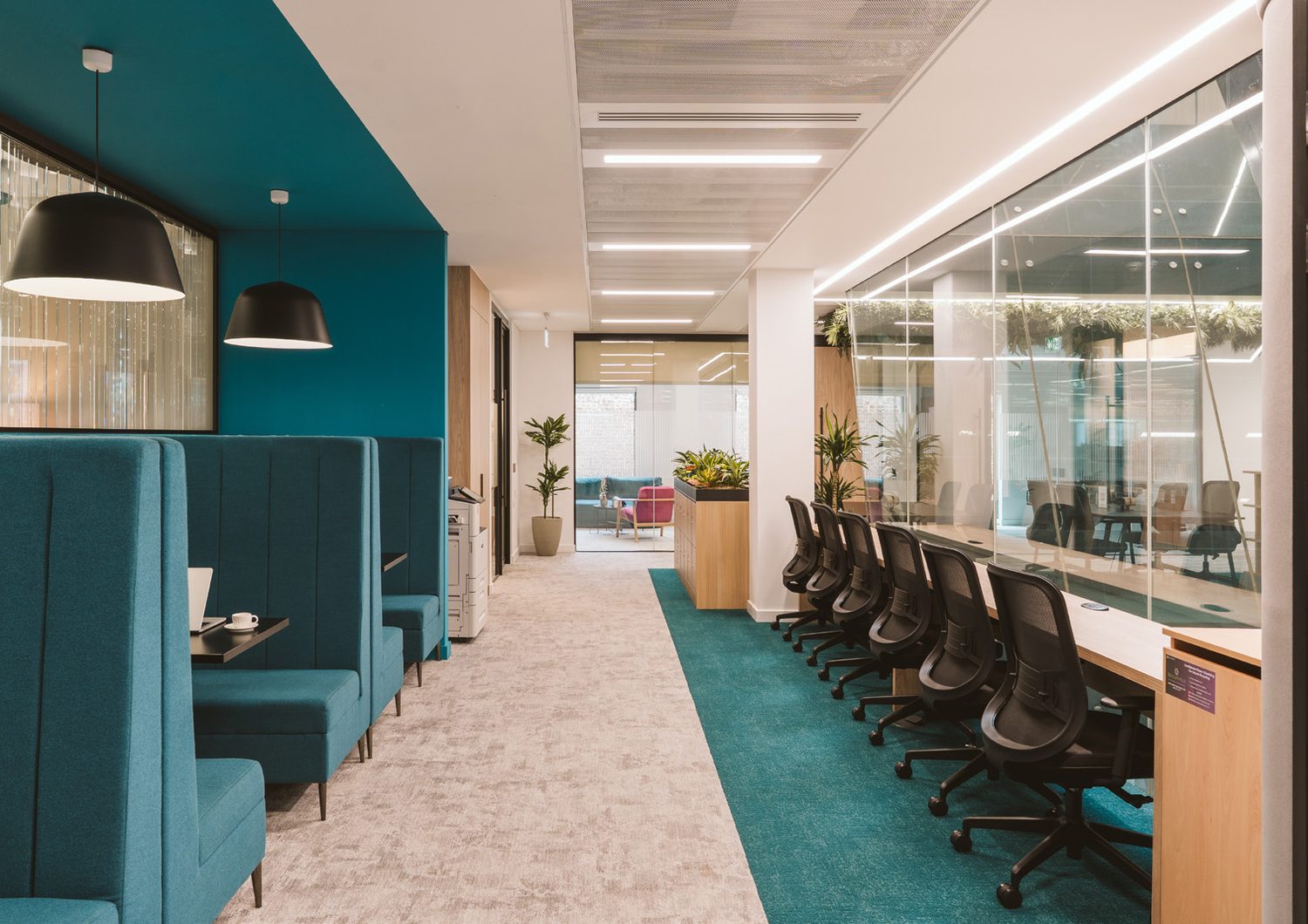 Glas Agency &mdash; completed electrical installation, 10 Old Bailey, St Paul&rsquo;s
